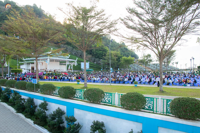 ĐÊM CẦU NGUYỆN VÀ THÁNH LỄ TẠI TÀPAO NGÀY 12-13.01